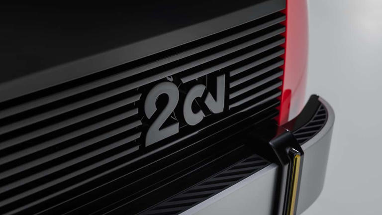 Citroen is finally bringing back the 2CV and I’m here for it