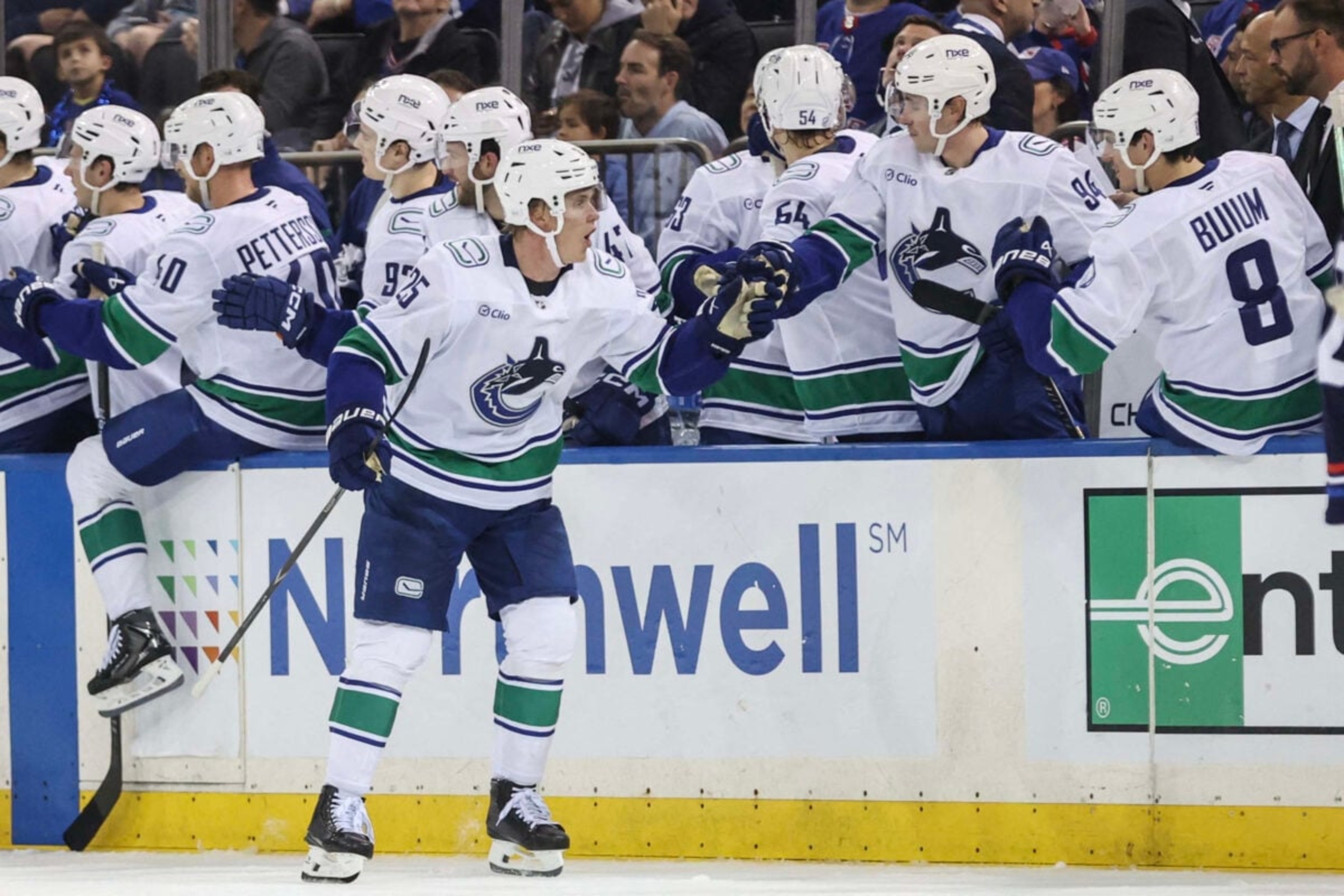 Canucks news & rumours: Lekkerimäki, Pettersson, DeBrusk, Lankinen & D ...