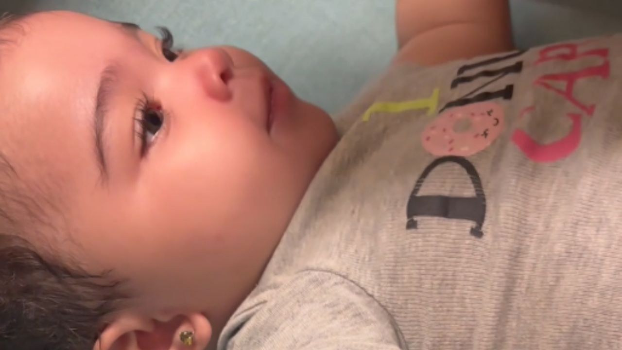Baby girl stuns parents by saying 'Hi Dada' as her first words