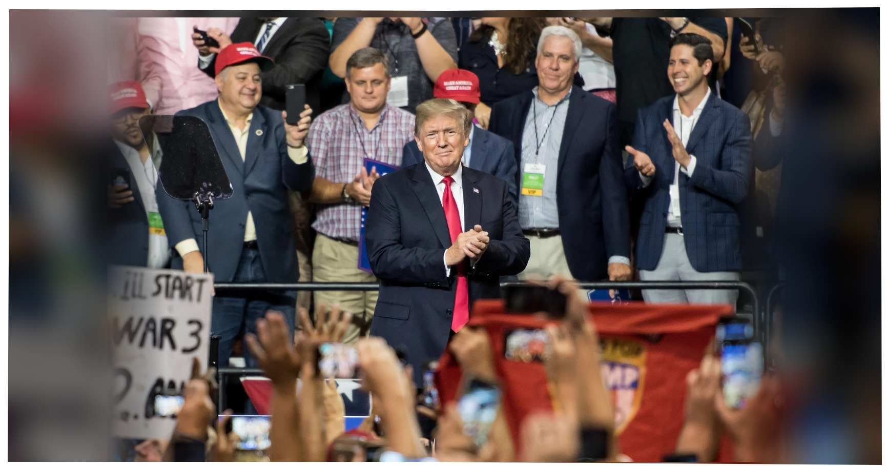 Trump insisted his Ohio rally was packed. Then empty seats appeared in ...