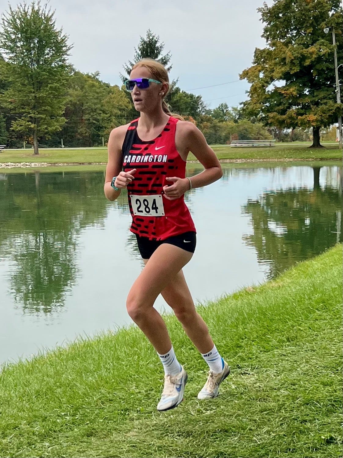 Madisyn Ruhe, Elliot Weston runners-up at Marion Harding XC invite