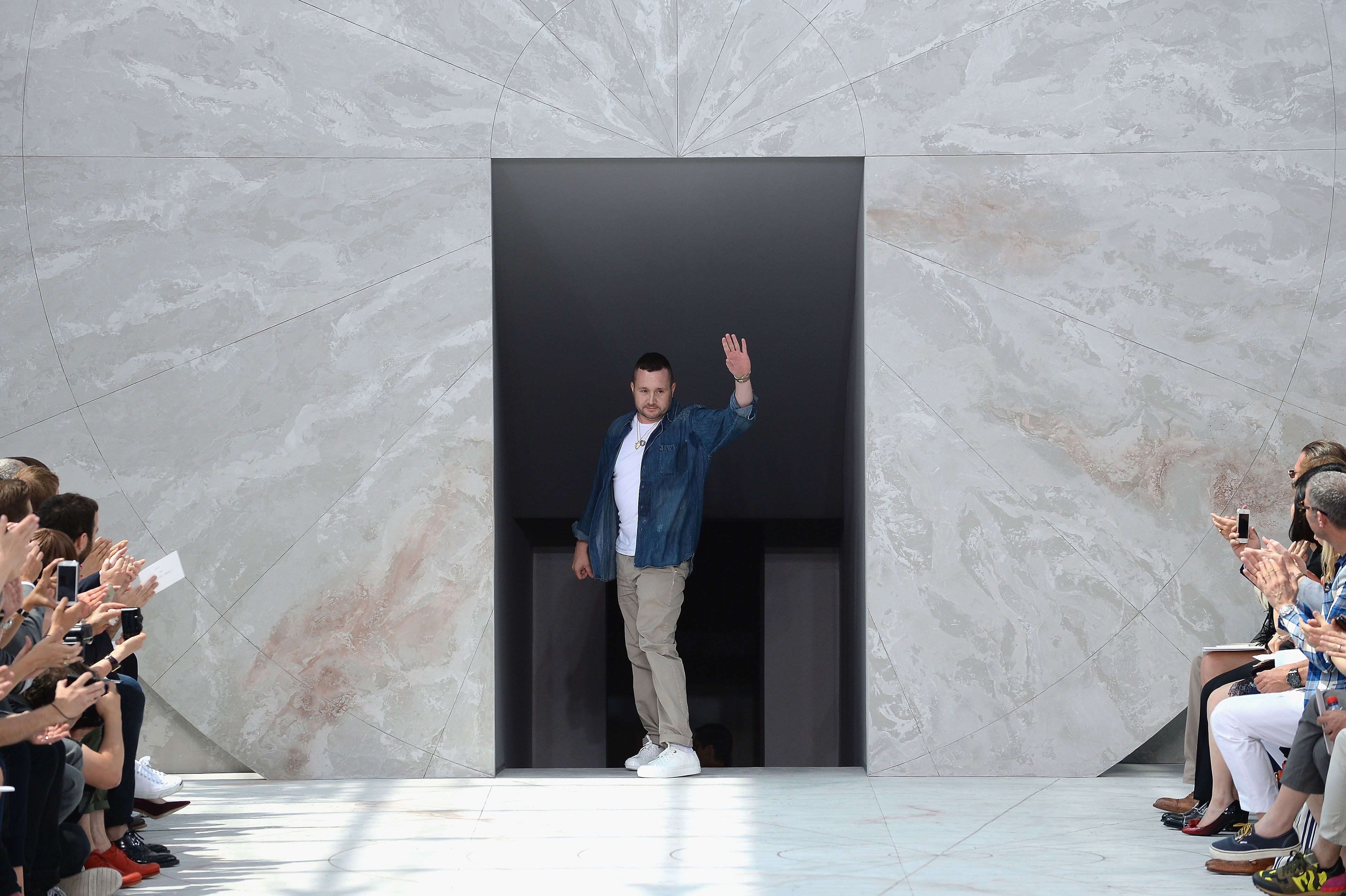 Kim Jones regresa a la moda, pero ahora bajo sus propias reglas