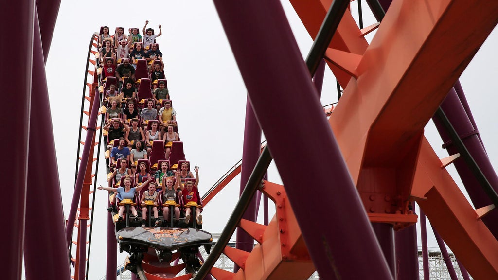 Raging Bull roller coaster at Six Flags Great America to add seat belts ...