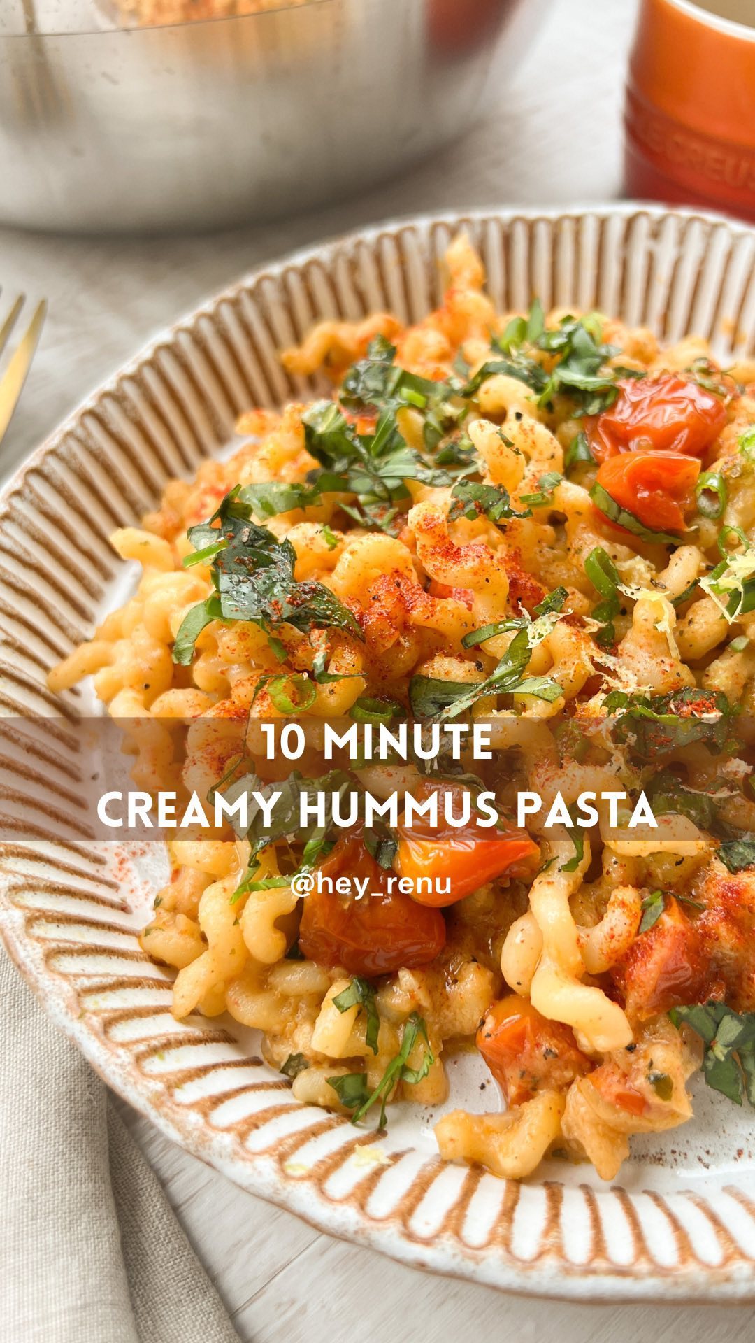 Ultra creamy homemade hummus that tastes better than store bought