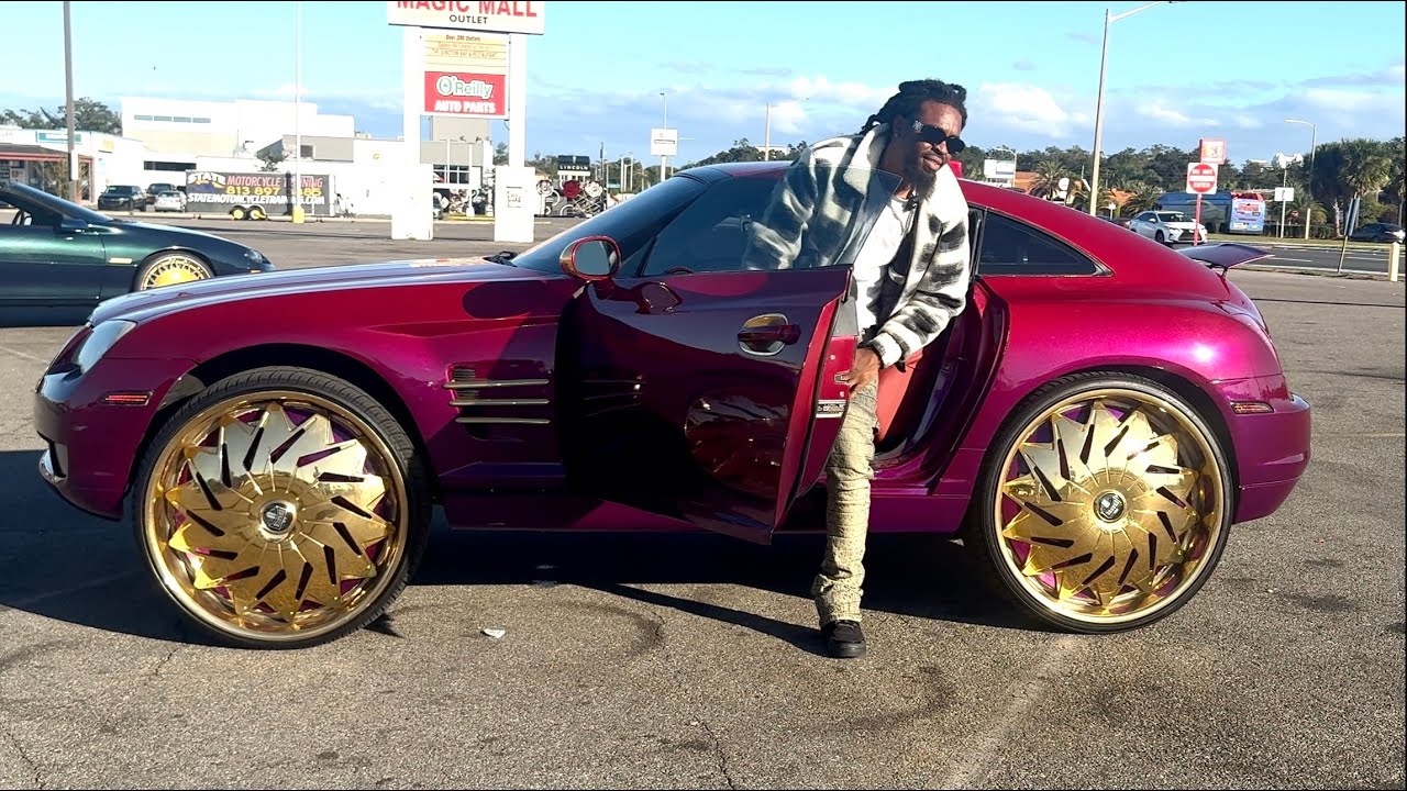 Candy magenta Chrysler Crossfire on gold 26