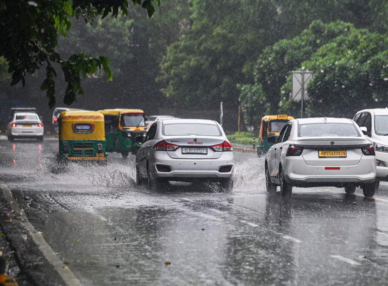 Better air: Delhi sees highest October rainfall in four years, mercury ...