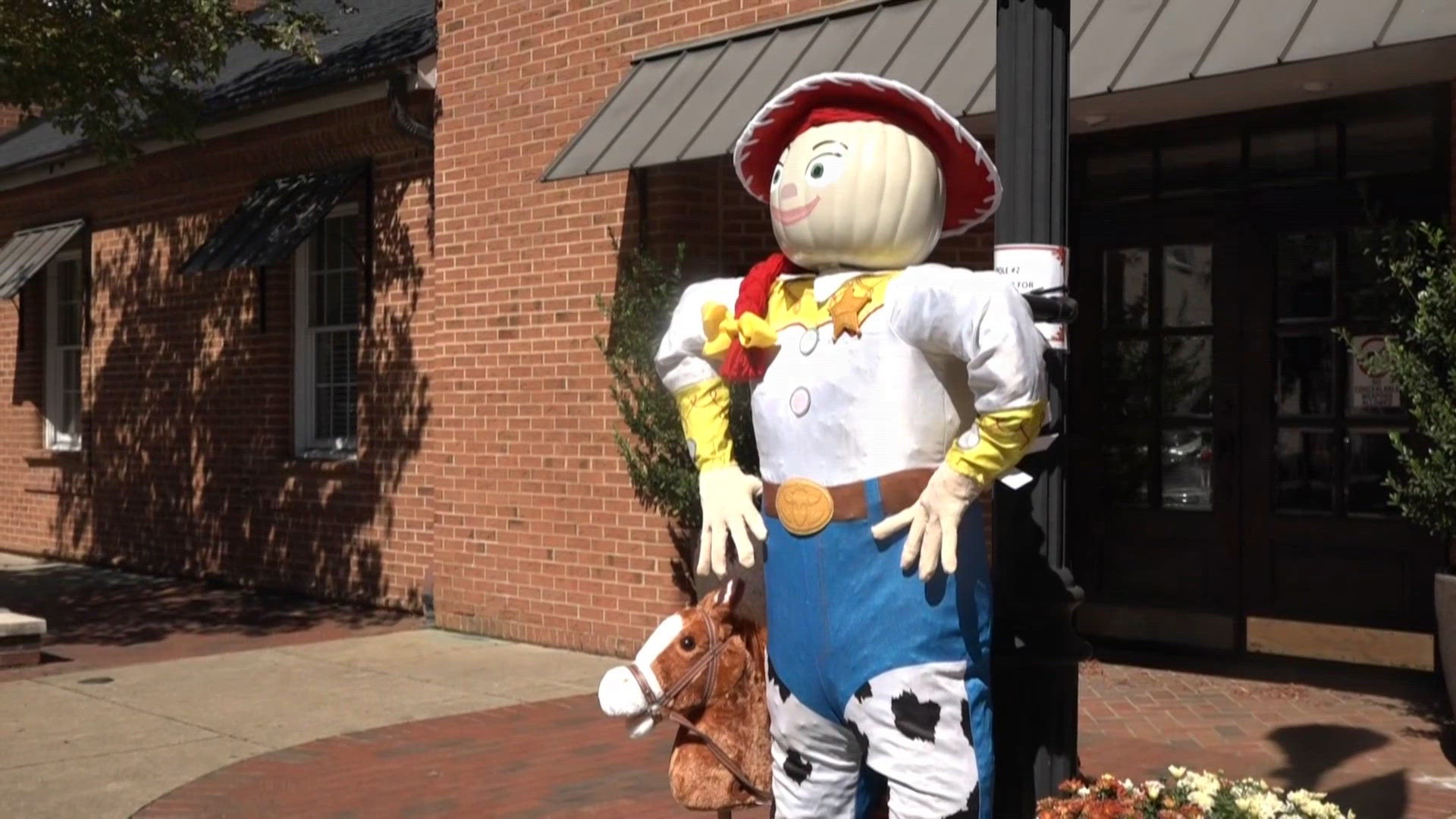 A touch of fall in downtown Lexington