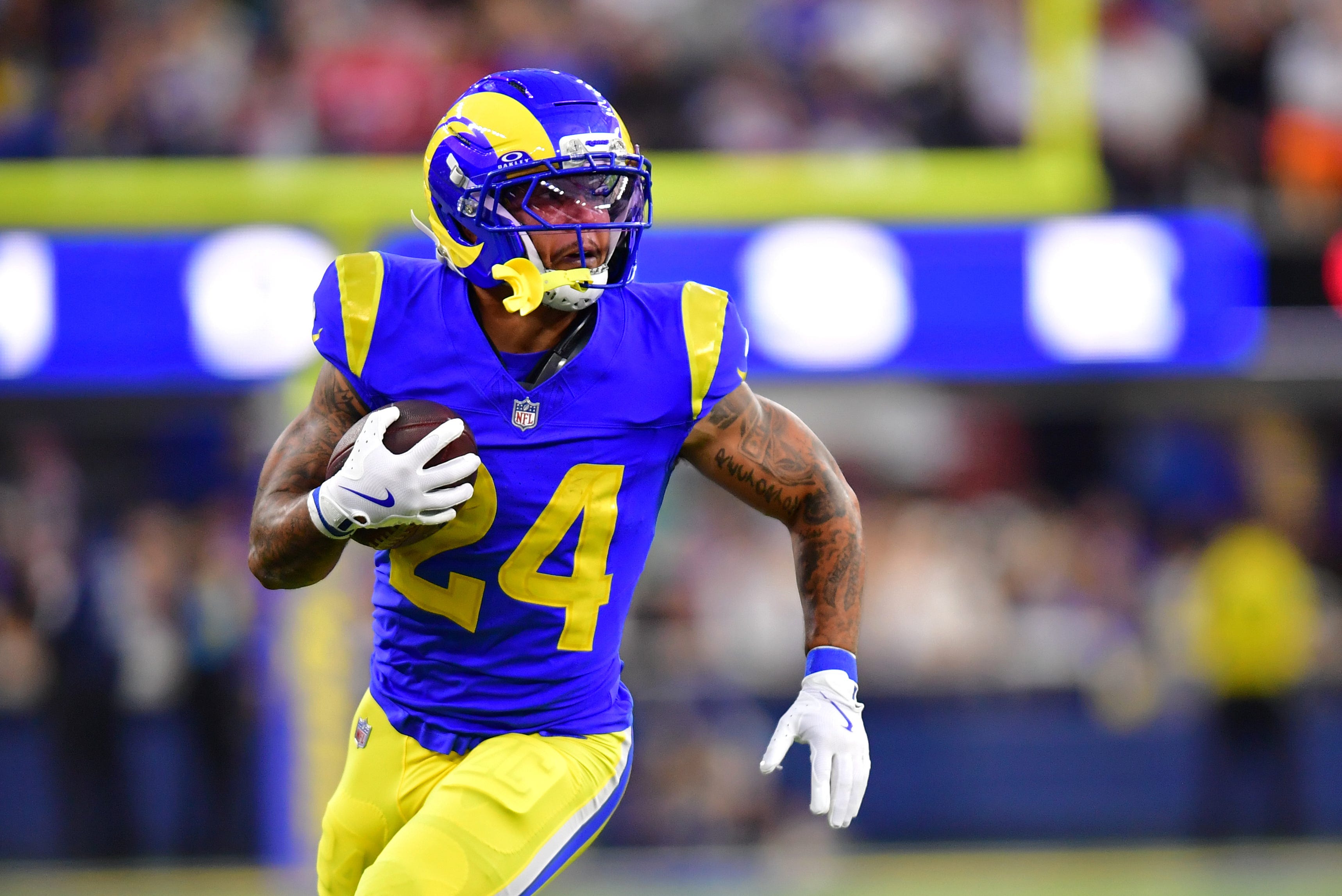 Watch: Corum TD on opening drive of second half gives Rams back lead