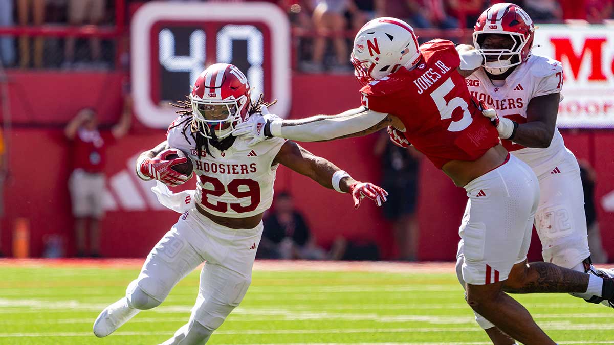 Indiana coach Curt Cignetti hits nonexistent running game during ...