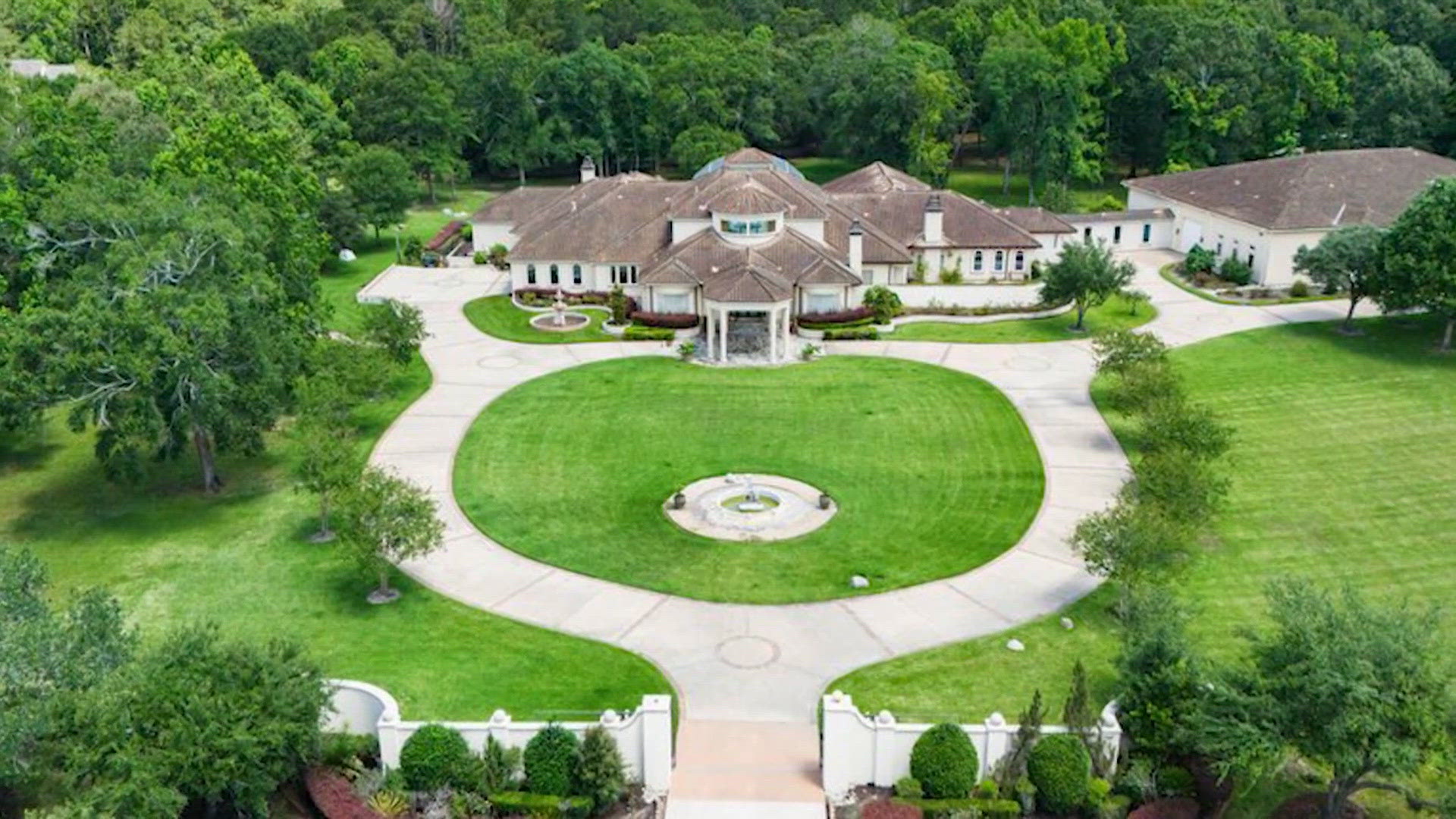 George Foreman's former Houston-area mansion hits the market for $6 million