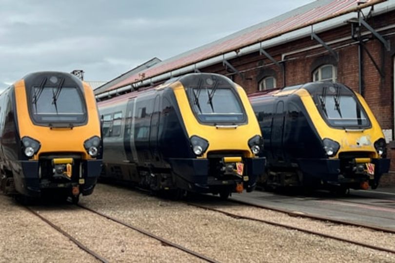 New £80m order for Alstom to refurbish and maintain eight extra Voyager ...