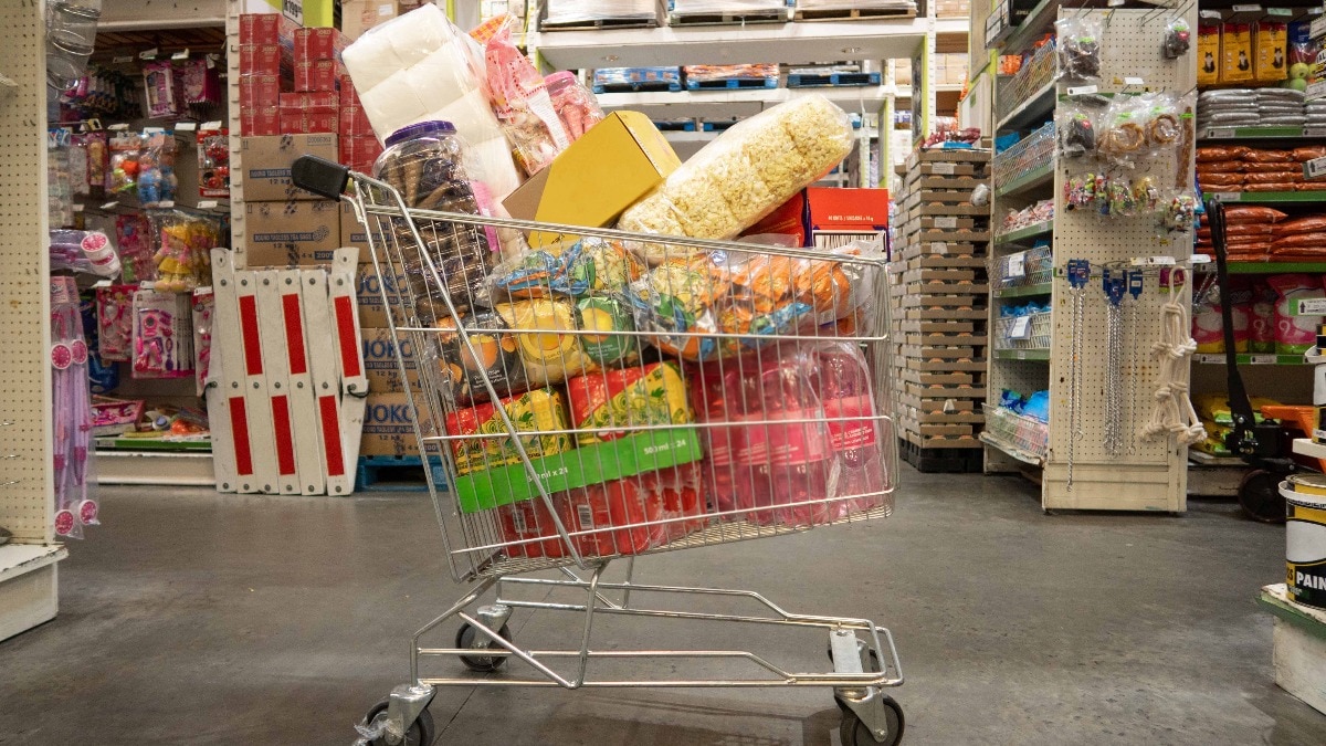 Food inflation at 7.74%: Which items are burning a bigger hole in your ...