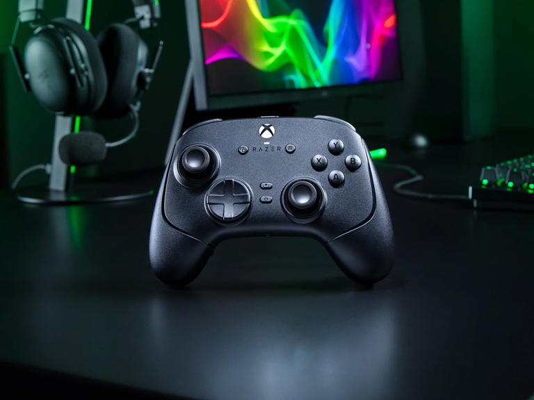 Razer’s new $330 Wolverine V4 Pro for Xbox and PC lets you remove ...