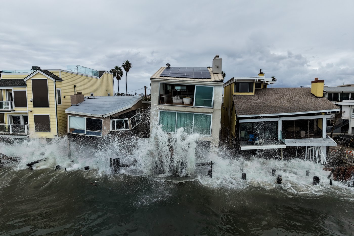 Storms leave 2 dead in Mexico as flood risk from Rachel eases in ...
