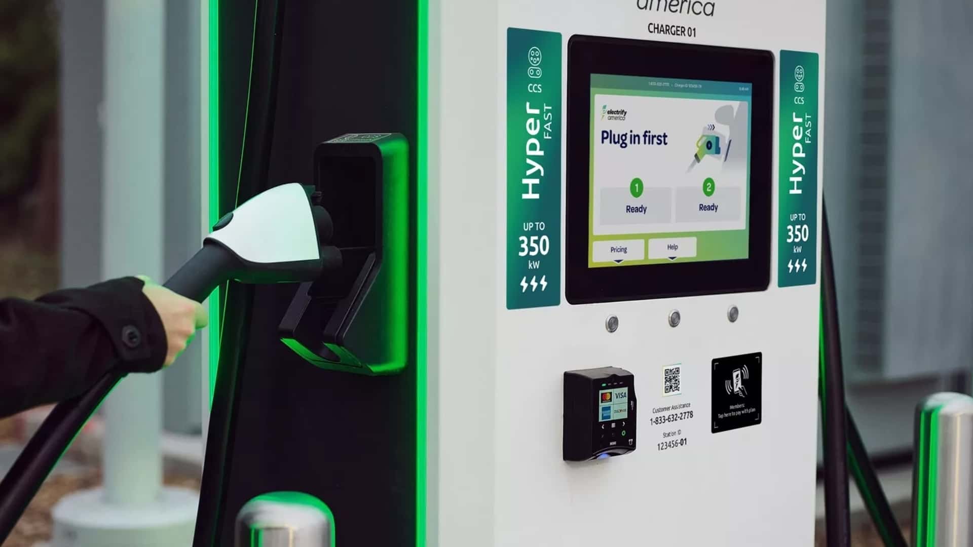America’s biggest non-Tesla EV fast charging network just hit a new ...