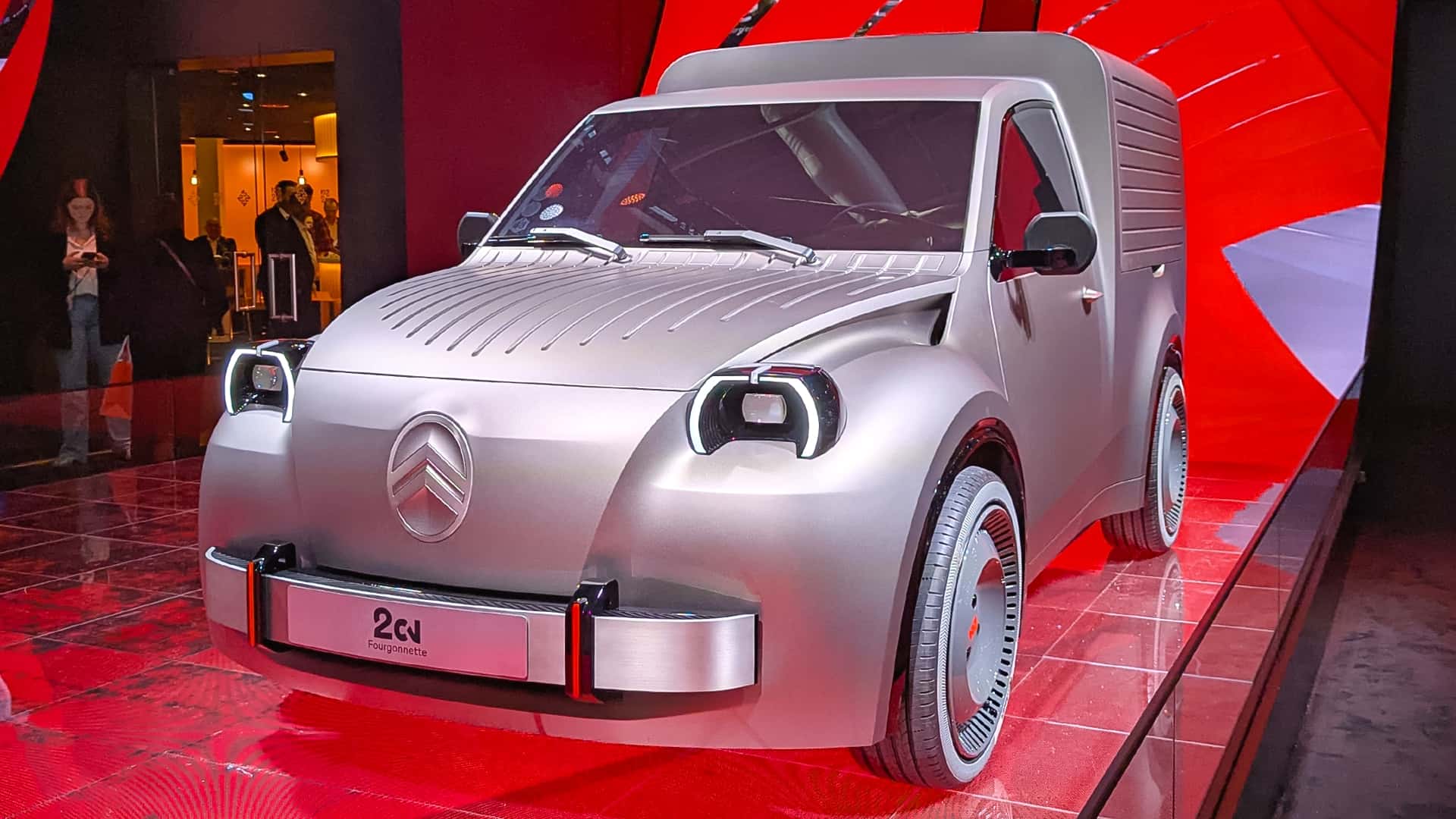 Citroën brings back the iconic 2CV van with a modern twist