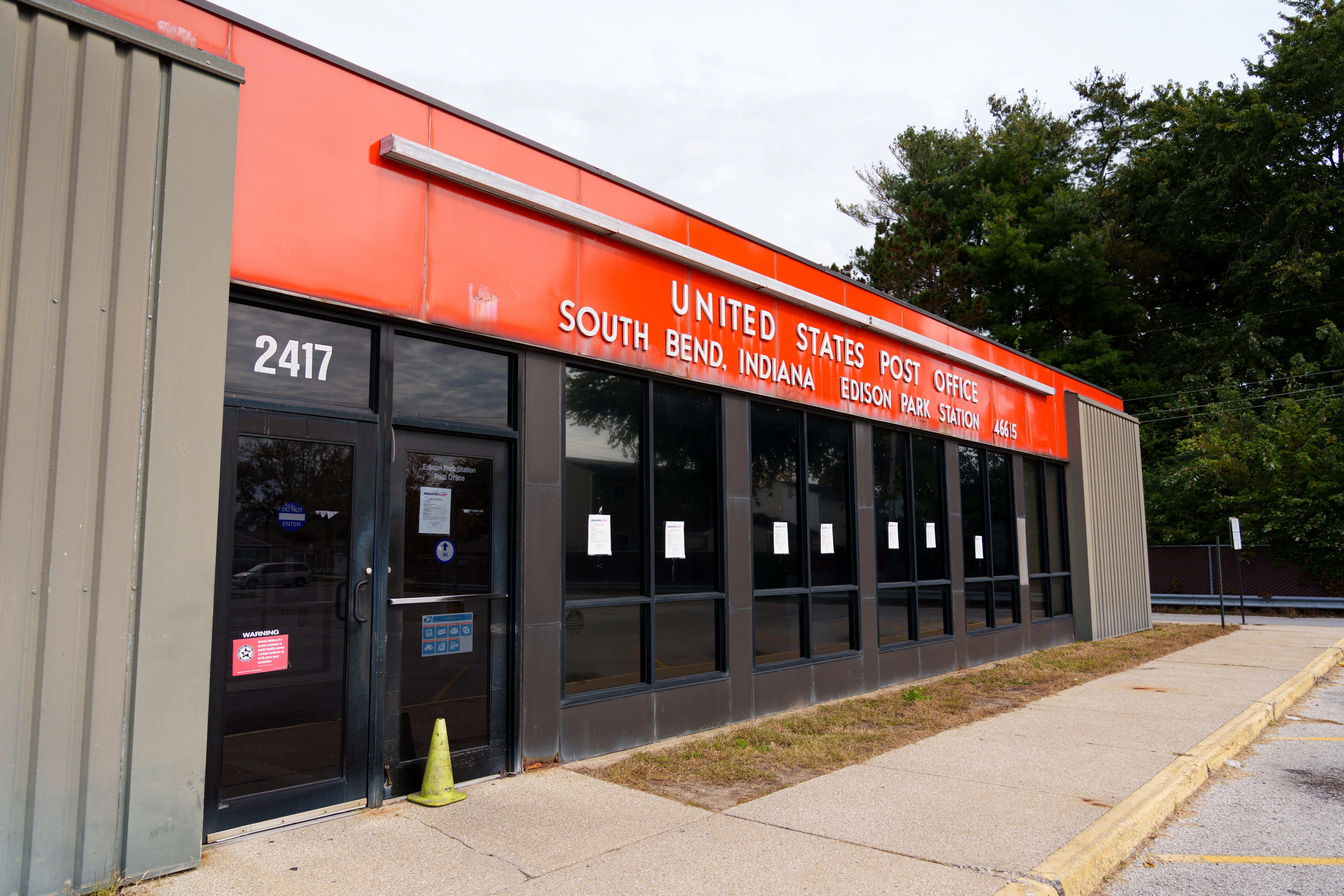 Edison Park Post Office reopens after August fire caused damage