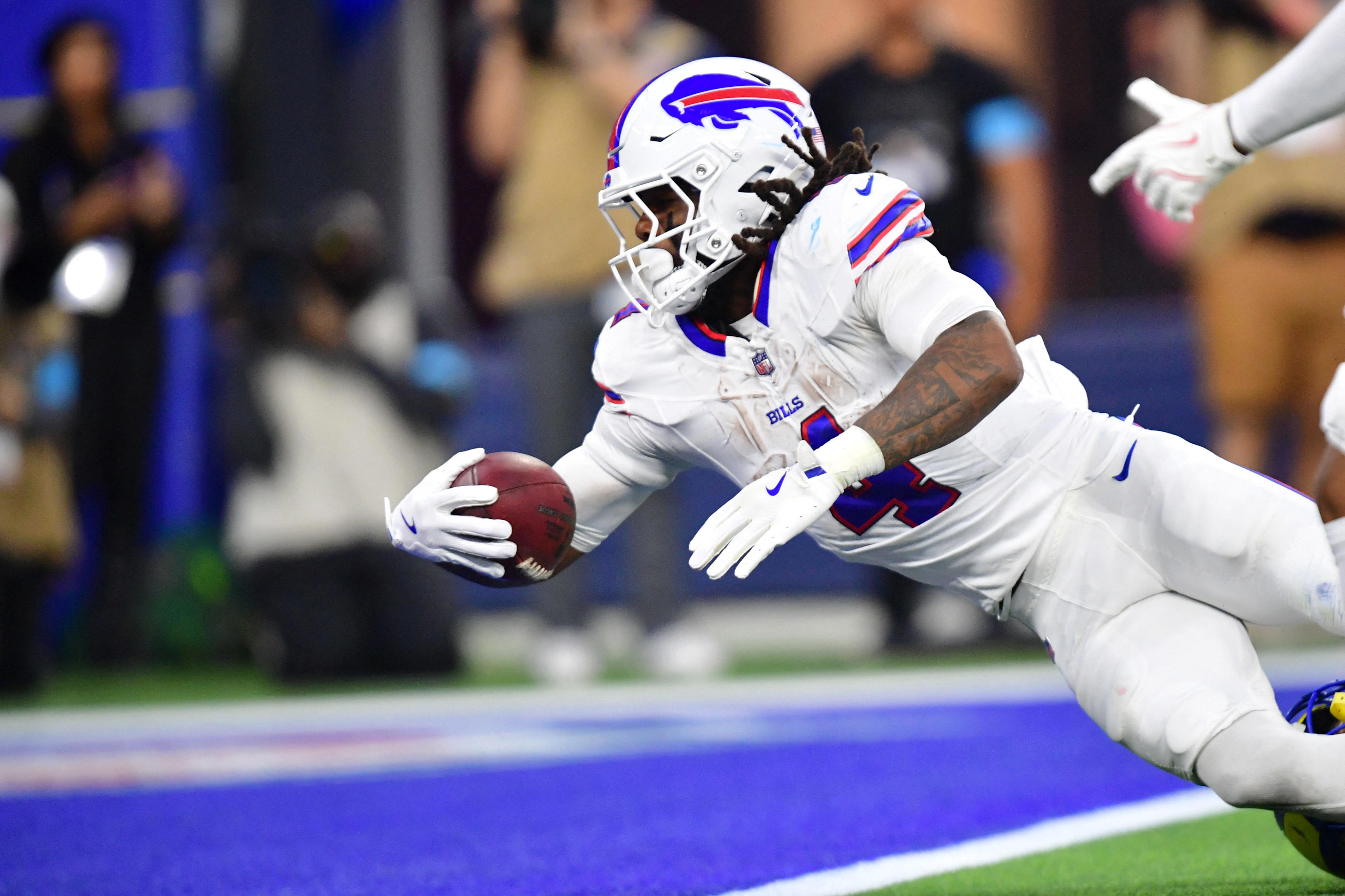 James Cook III flirts with triple digits in Week 6 vs. Raiders