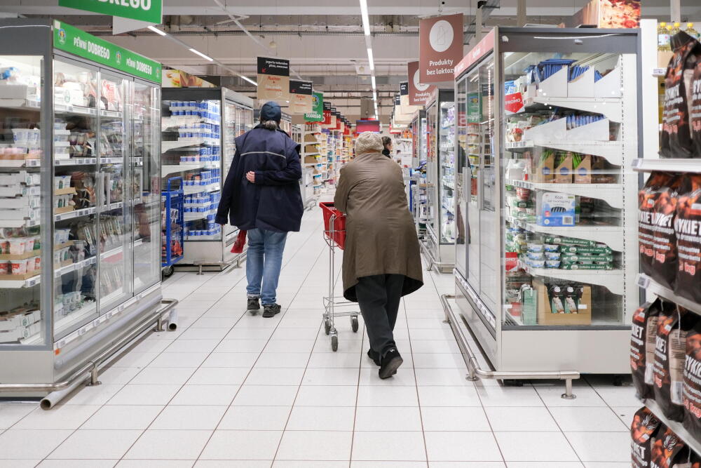 PKO BP: geopolityka i pogoda mogą podbijać ceny żywności w 2027 r.