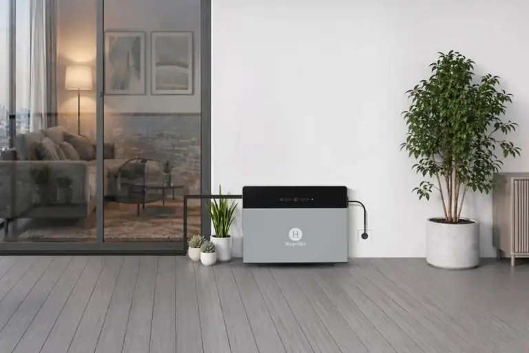 Plug in to a home energy revolution with the HiBattery 4020