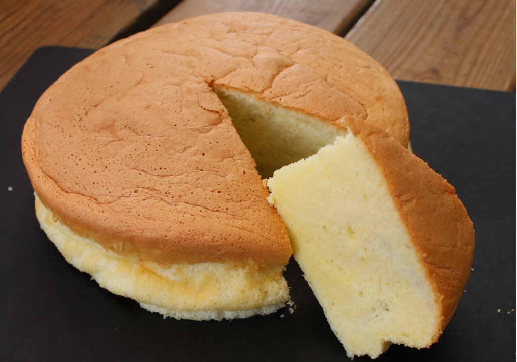 Japansk castella-kage: den utroligt luftige kage, der nærmest svæver på ...