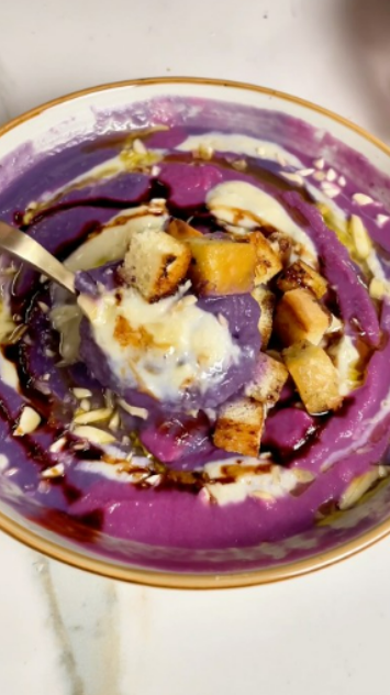 This soup changes color.. and it's Italian