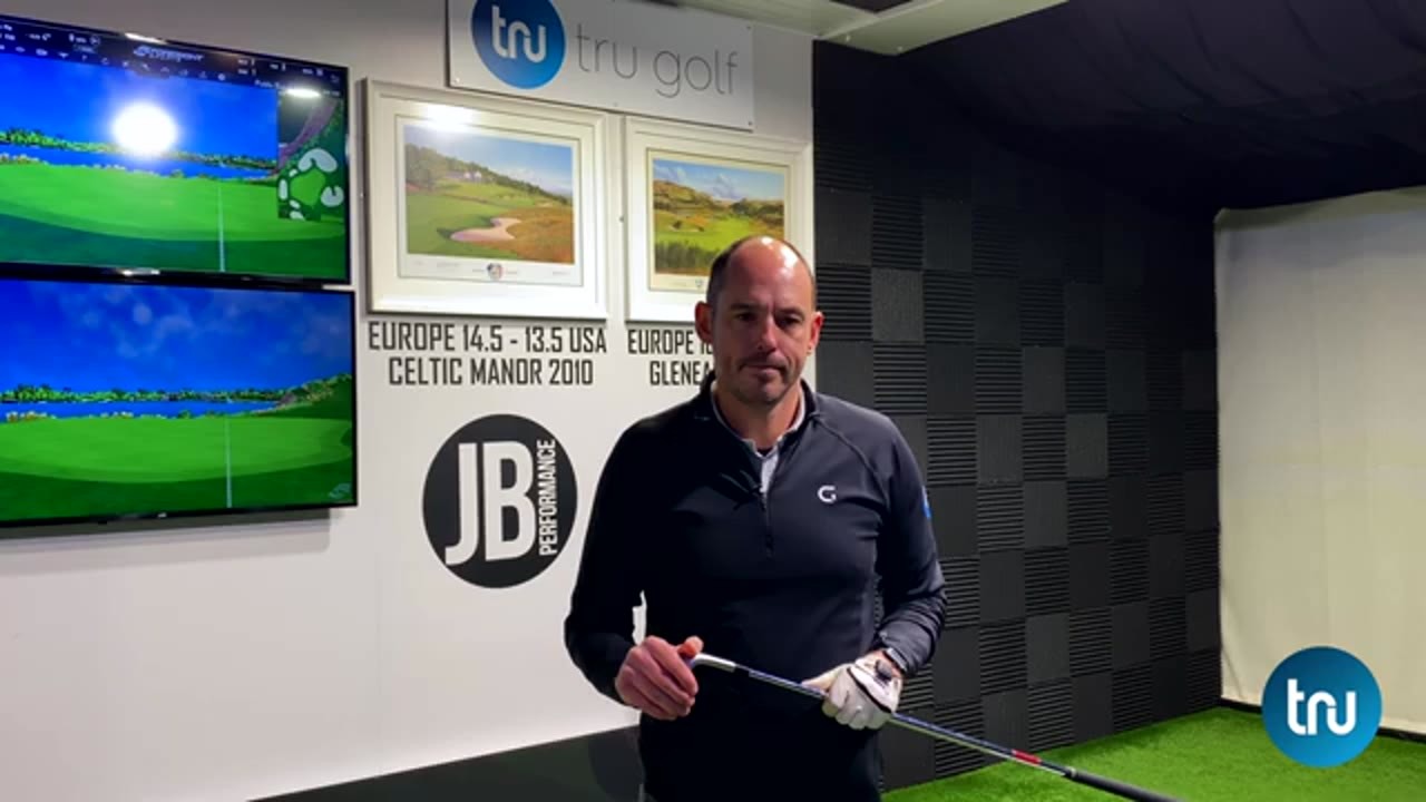 Putt, chip or pitch? This simple rule could save you shots every round