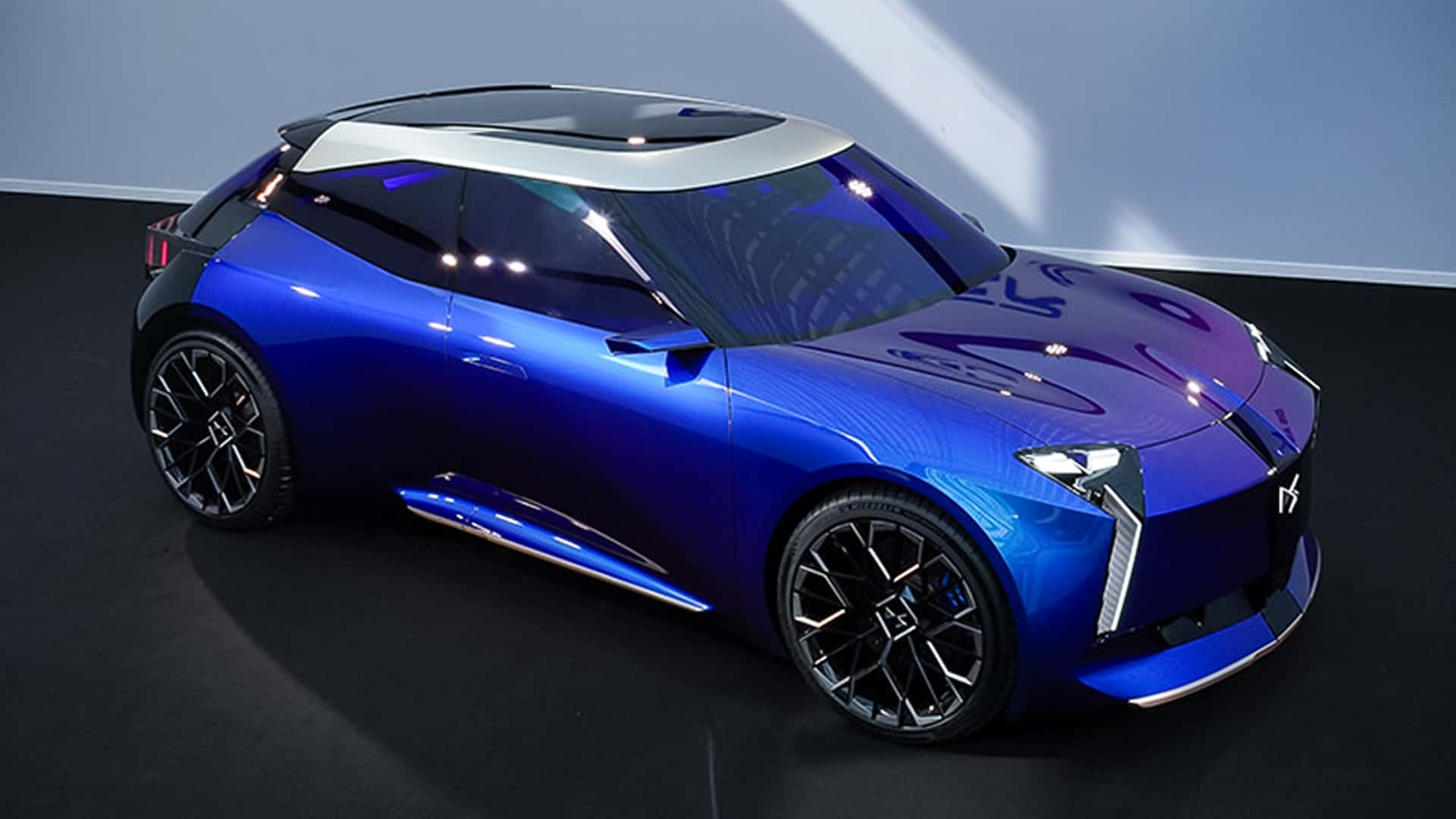 DS Automobiles donne des signes de vie avec un nouveau concept-car