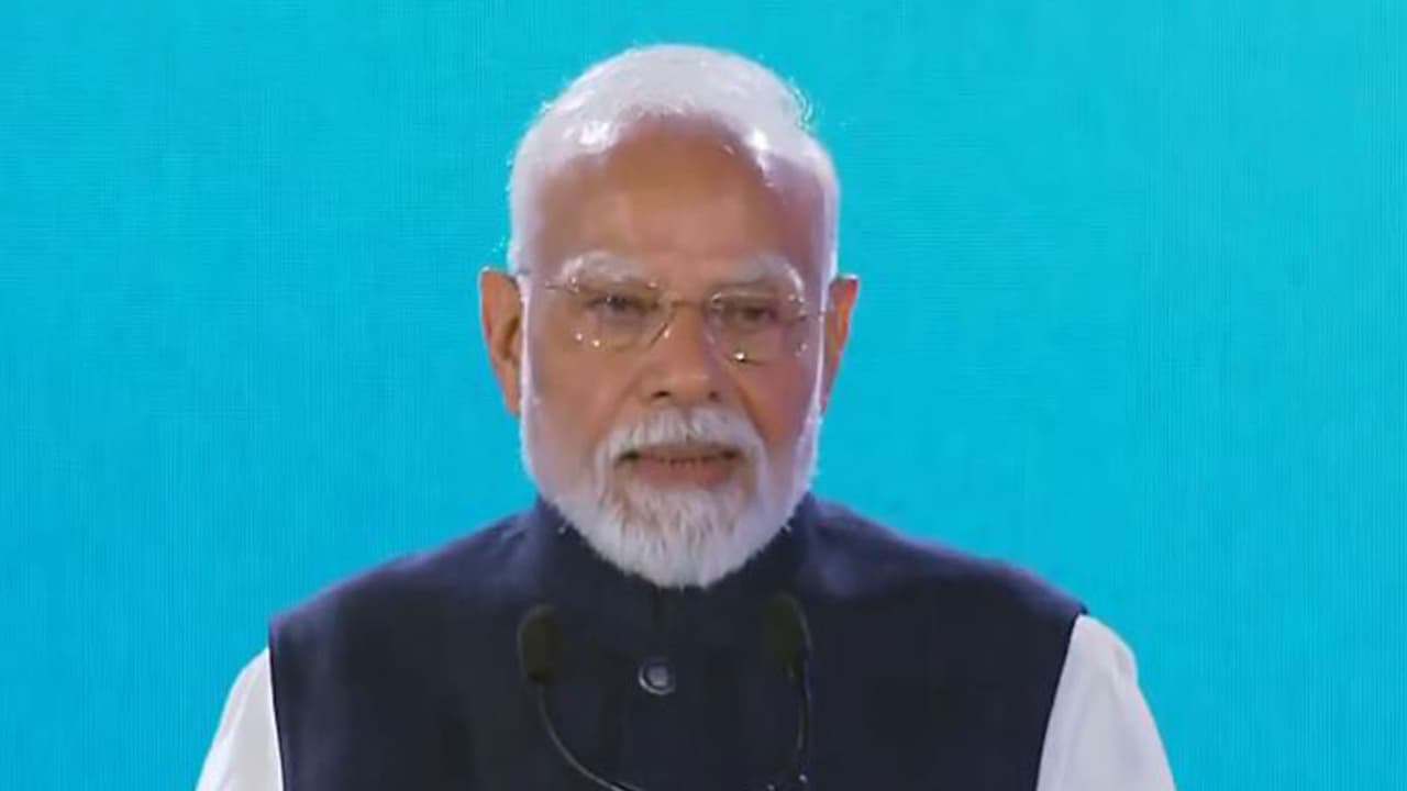 PM Modi's 'power to empower' vision at Bloomberg New Economy Forum