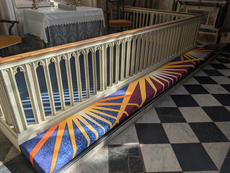 New artwork created by Warwick artist unveiled to public at St Mary's