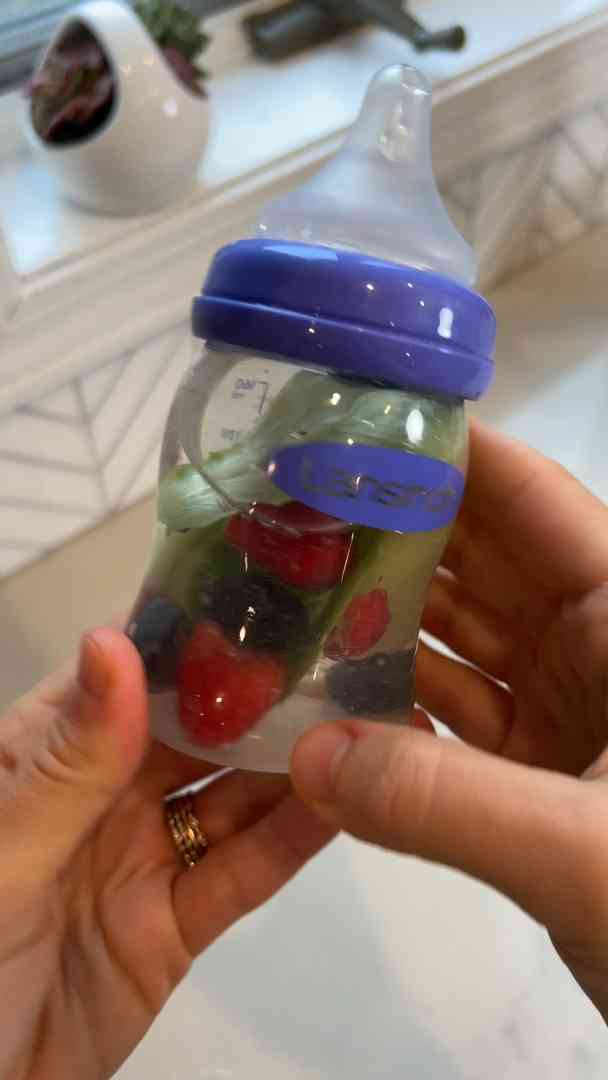 Easy homemade fruit and vegetable juice for a healthy boost