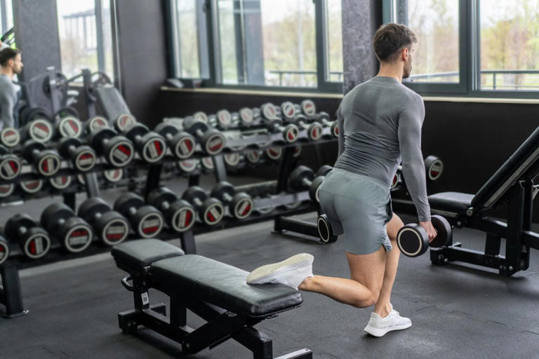 Struggling to lose belly fat or build muscle? How testosterone and body ...