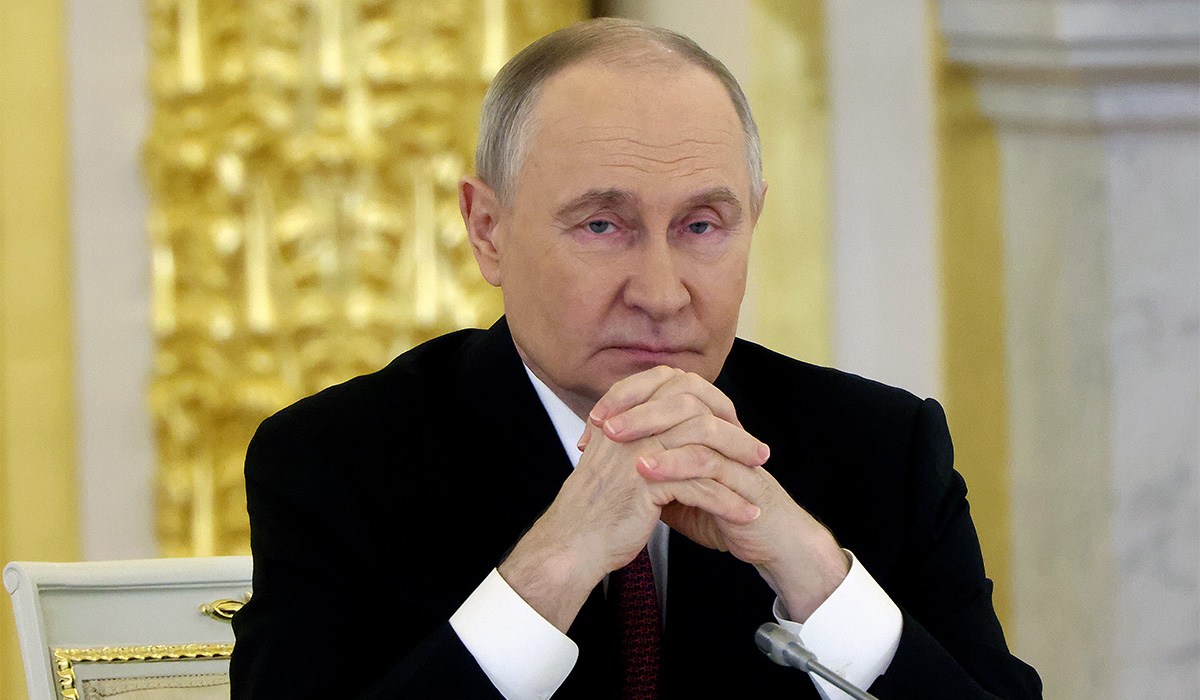 Top NATO commander issues chilling threat to Russia as Putin uses ...
