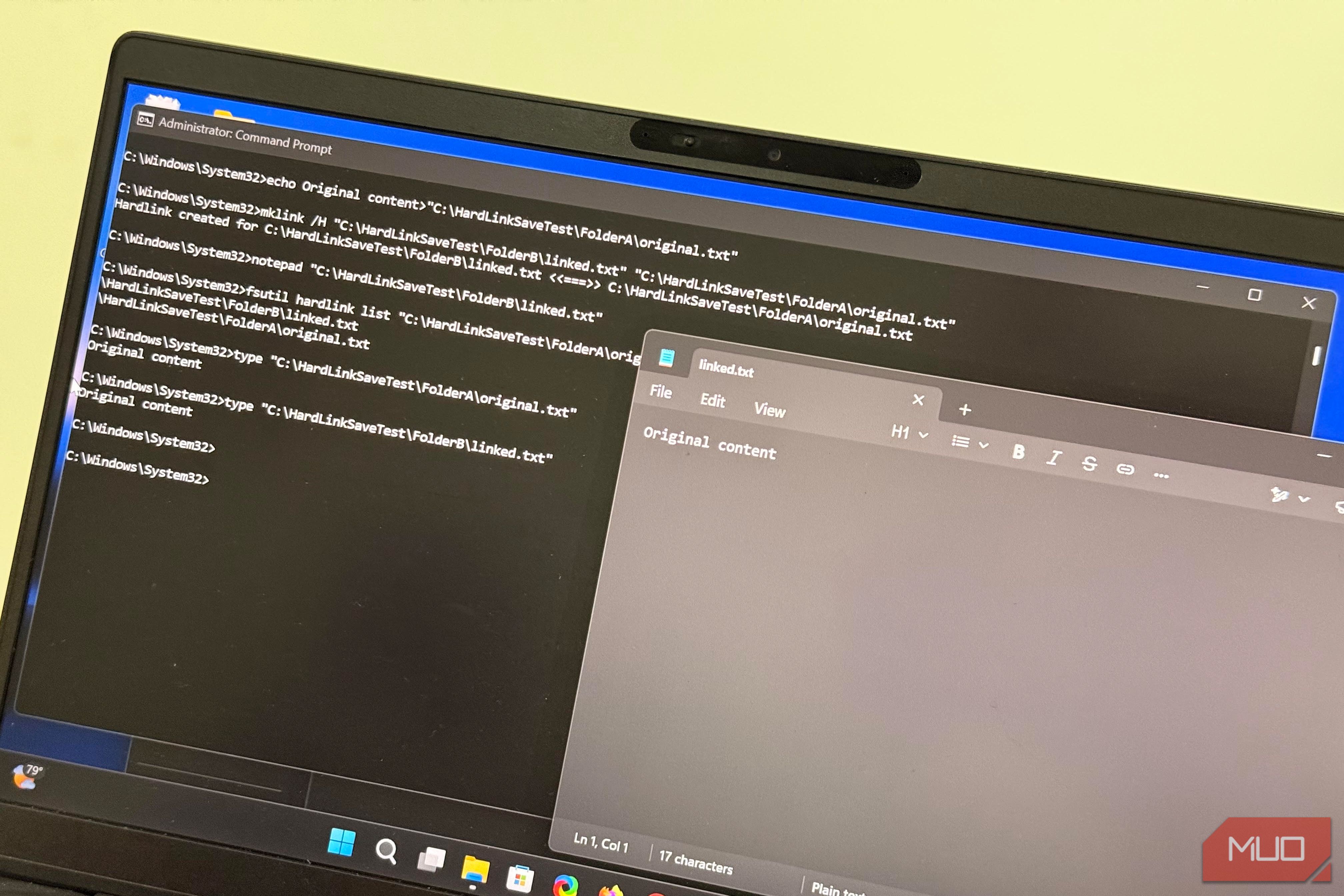 I made one Windows file exist in two folders without creating a second copy