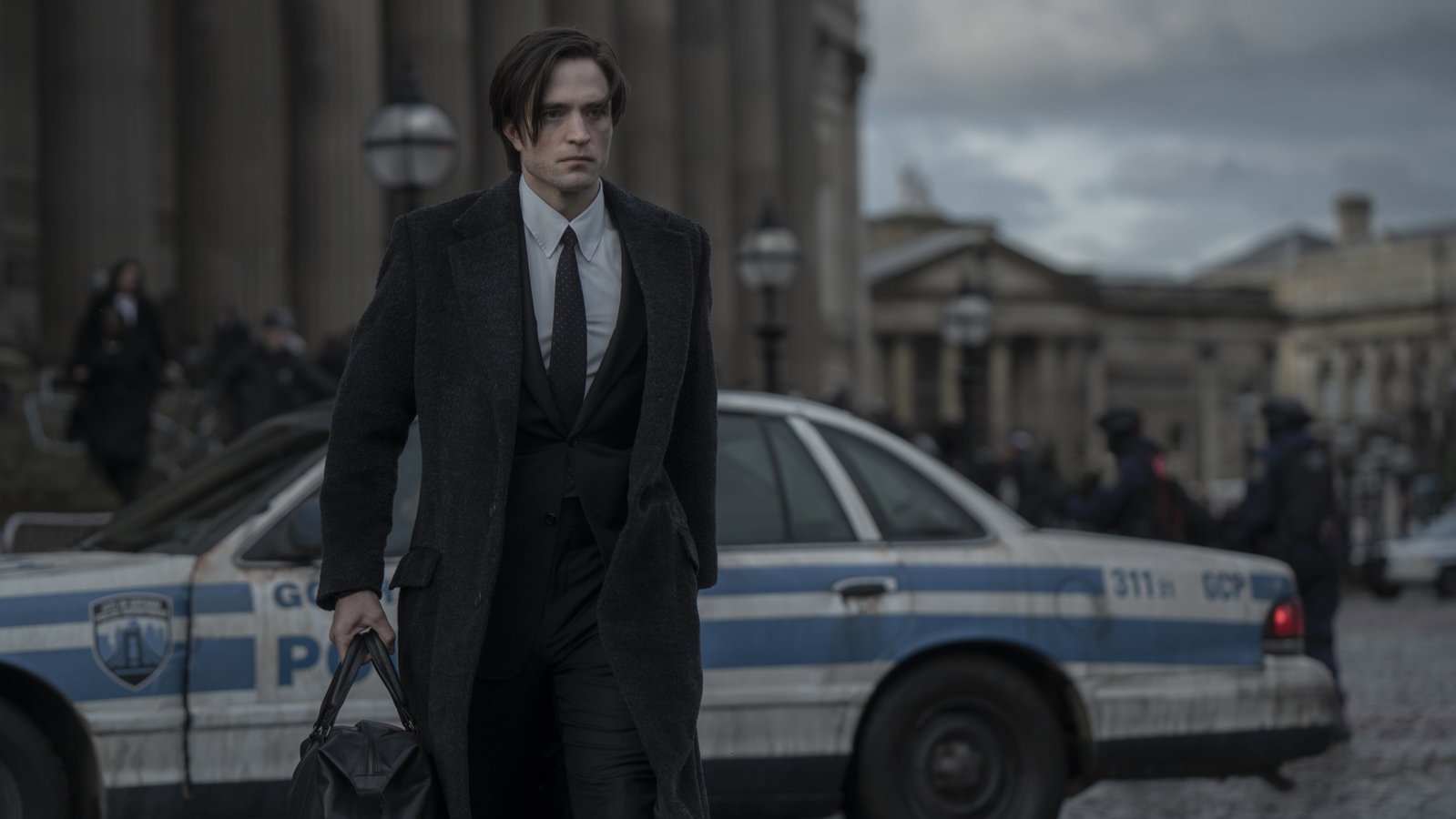 It's incredibly generous of him – Robert Pattinson praises Steven ...