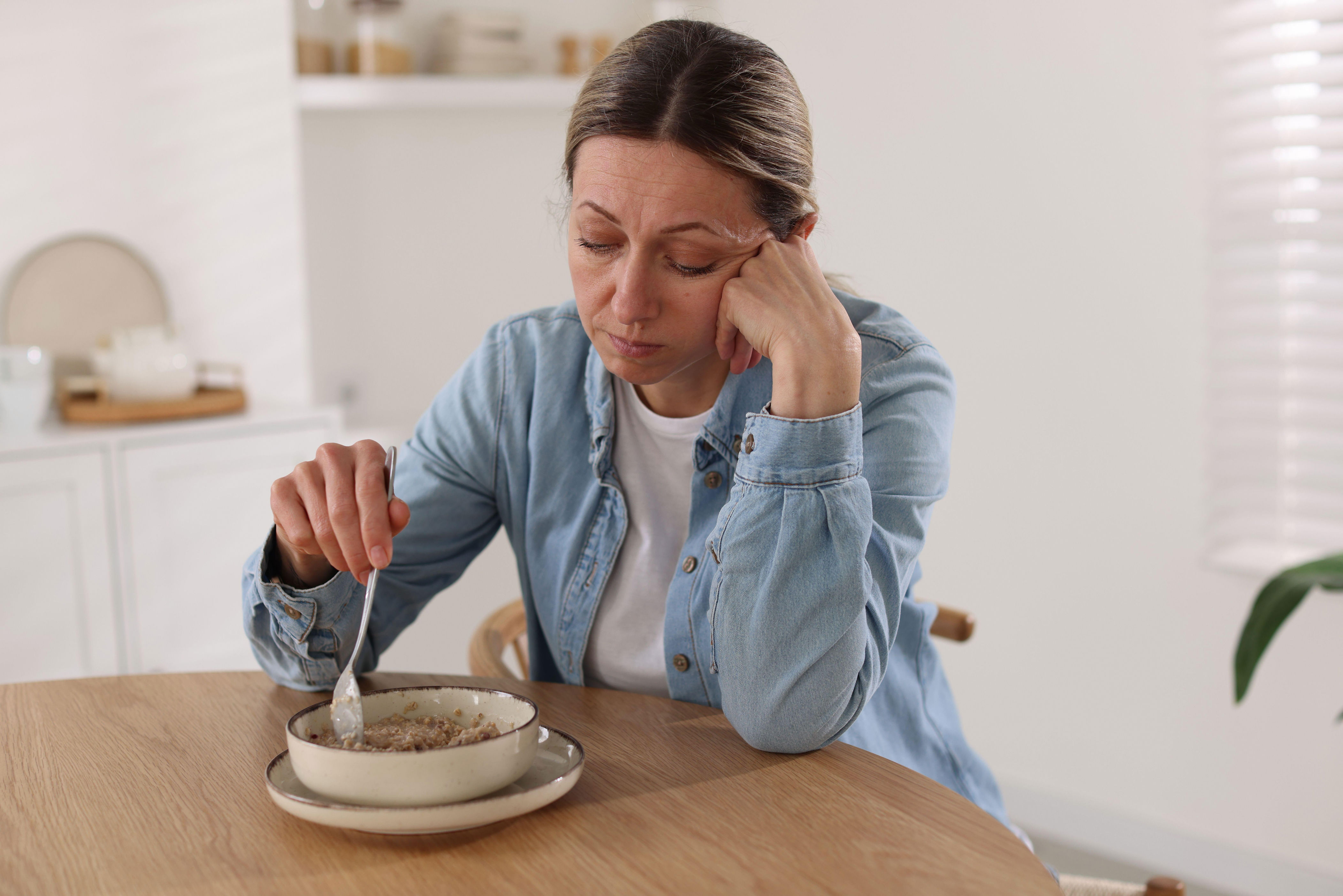 The lung cancer symptoms everyone should know – and flag with a doctor