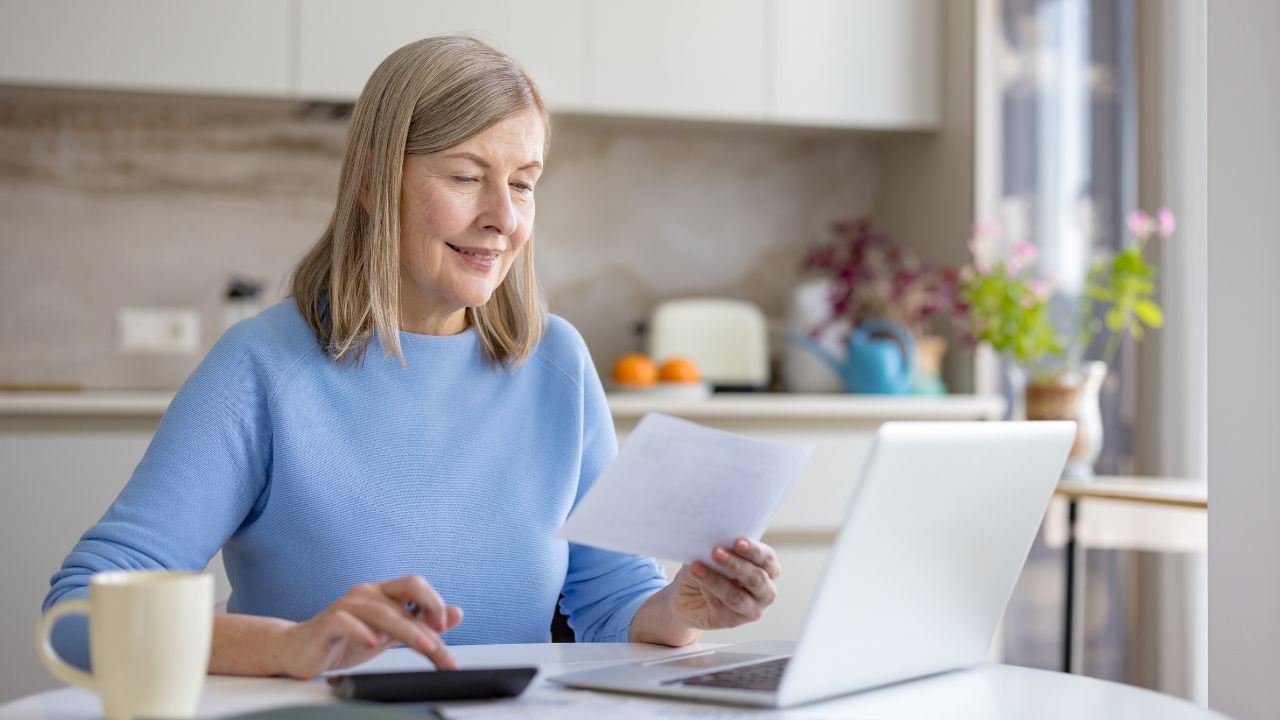 Retraite des indépendants : ce décret inédit qui va vous permettre de ...