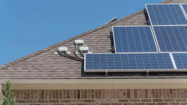Texas homeowner says 5 years after paying cash for solar, the system ...