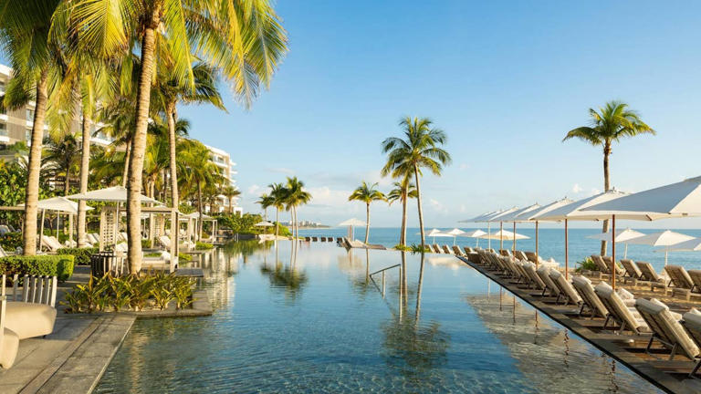 Hilton just flipped two of its most luxurious Riviera Maya resorts to ...