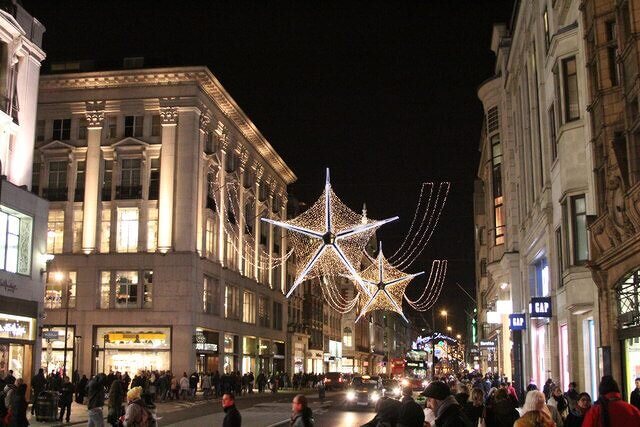 Holiday window displays that made downtown famous