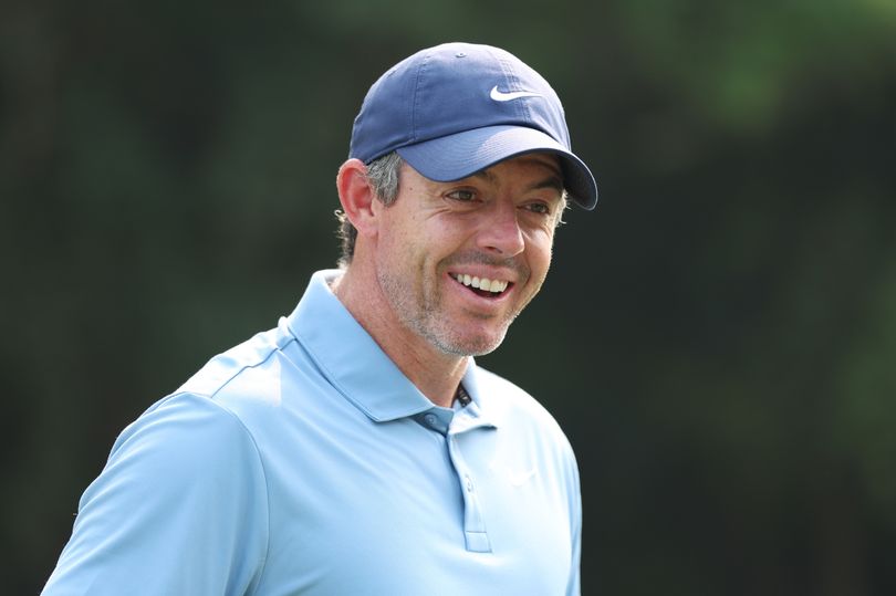 Rory McIlroy's bold fashion choice turns heads ahead of Patrick Reed ...