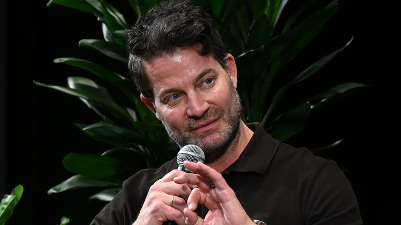 Nate Berkus' simple tip instantly elevates your table presentation for ...
