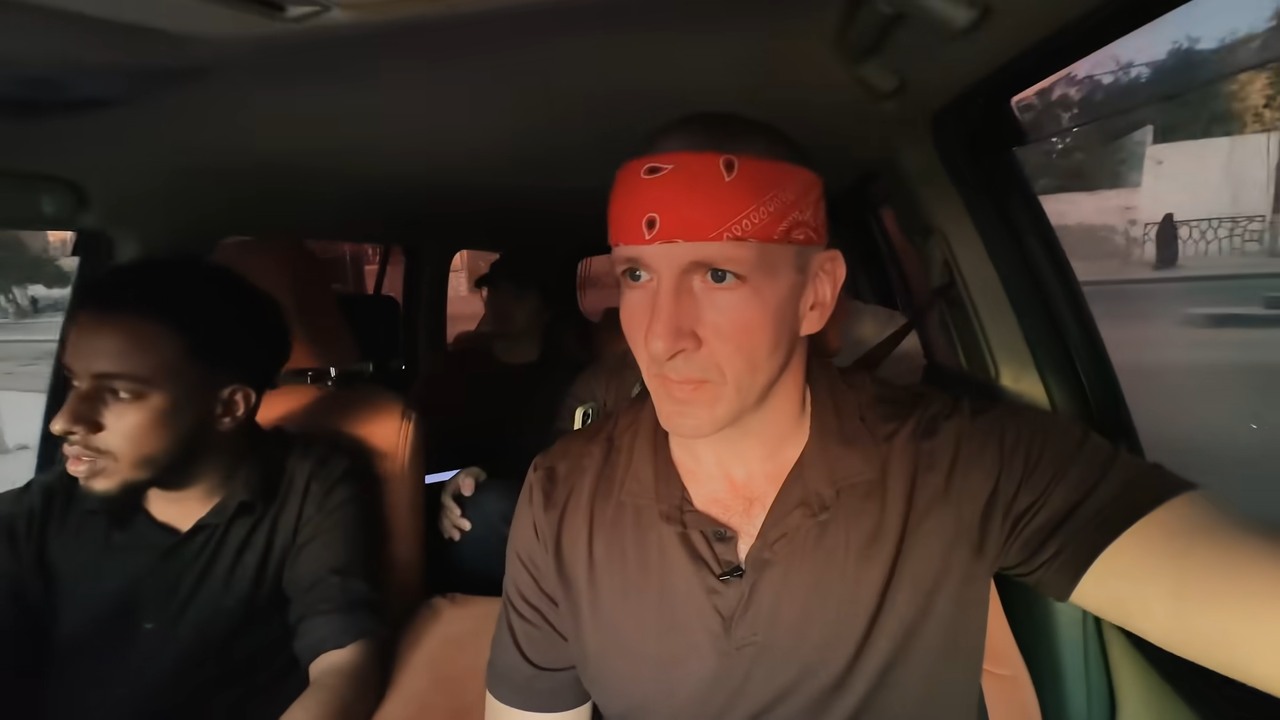 This Minnesota man goes to Somalia... his first ride required armed ...