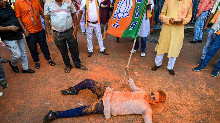 Gandhinagar Municipal Corporation Elections: BJP wins 38 of 44 seats; Congress gets 5 as AAP draws blank