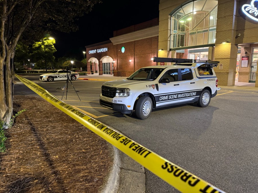 Security guard accused of shooting suspected shoplifter at North ...