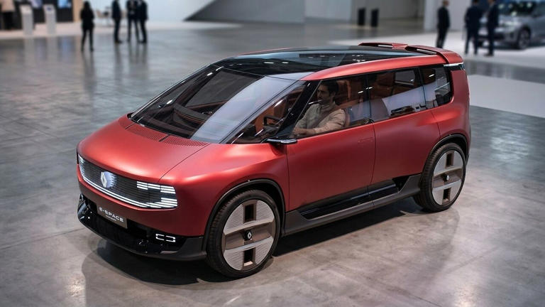 Renault E-Space concept unveiled at Paris Motor Show 2026, hints at MPV ...