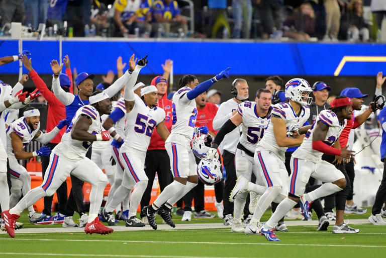 Full highlights from the Bills' 37-34 overtime win vs. the Rams