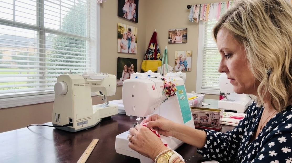 Make a reusable grocery bag holder with simple sewing