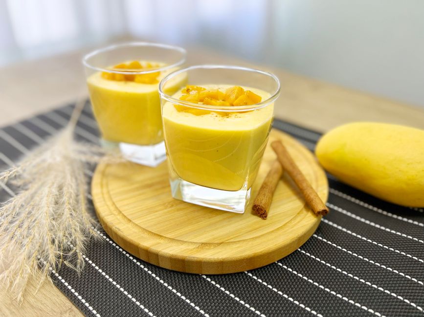 9 naturally sweet drinks that taste like dessert