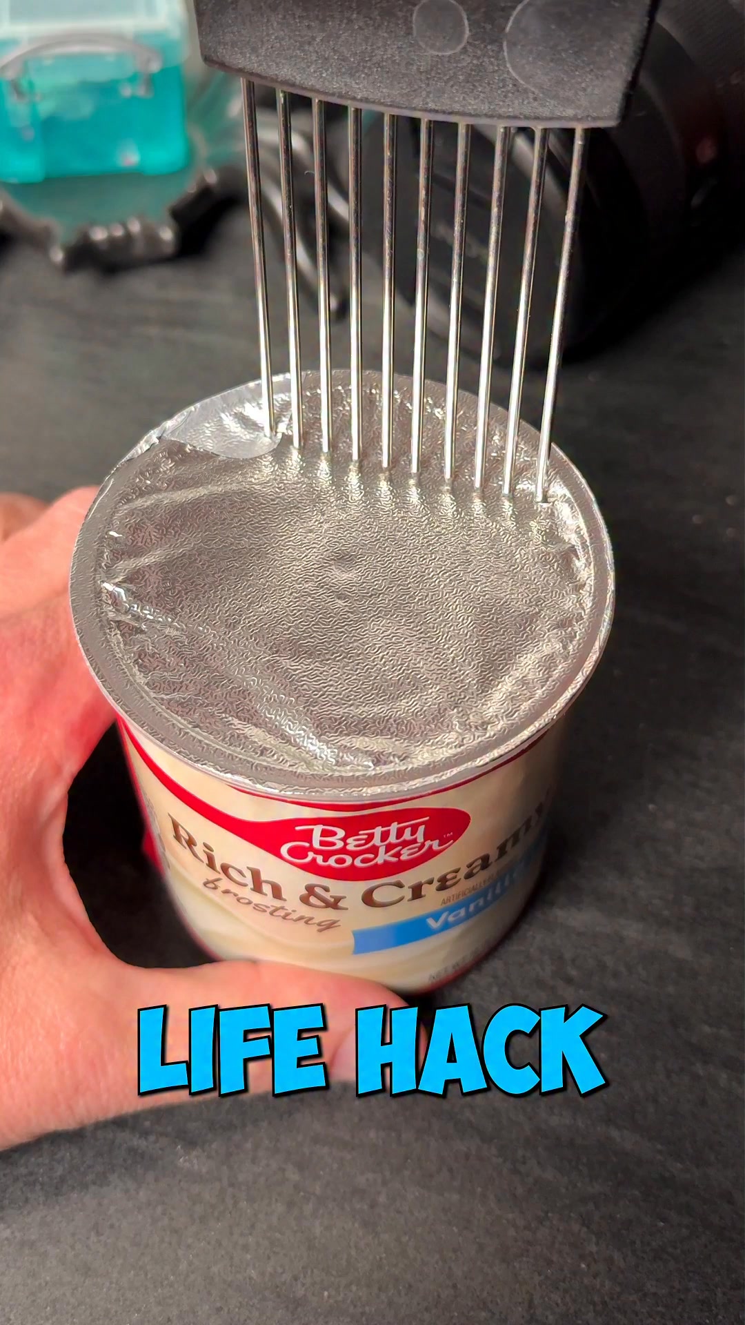 Satisfying icing life hack